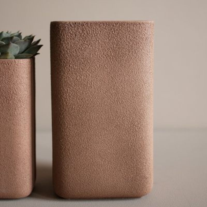 Cube pot large sand