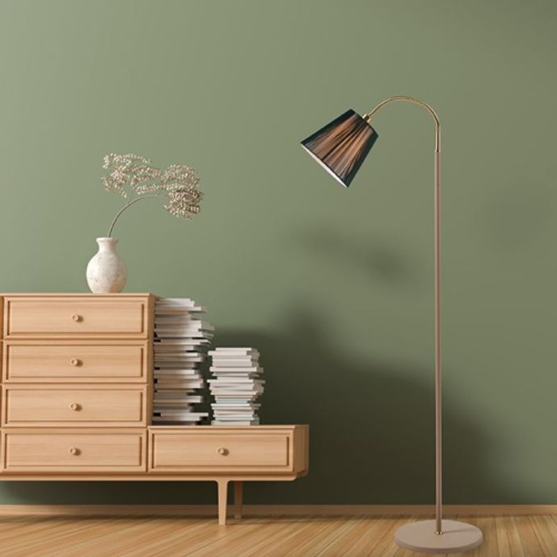 Connie-1 gulvlampe sand